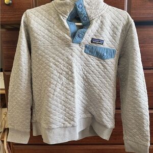 Patagonia Gray and Blue Quilted Sweatshirt